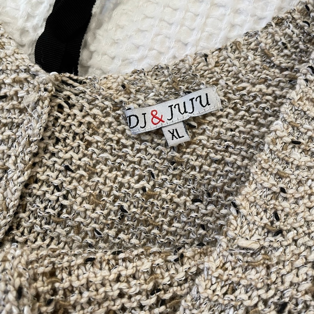 DJ and Juju women’s tan brown sweater tie back pullover size extra large - Picture 3 of 3